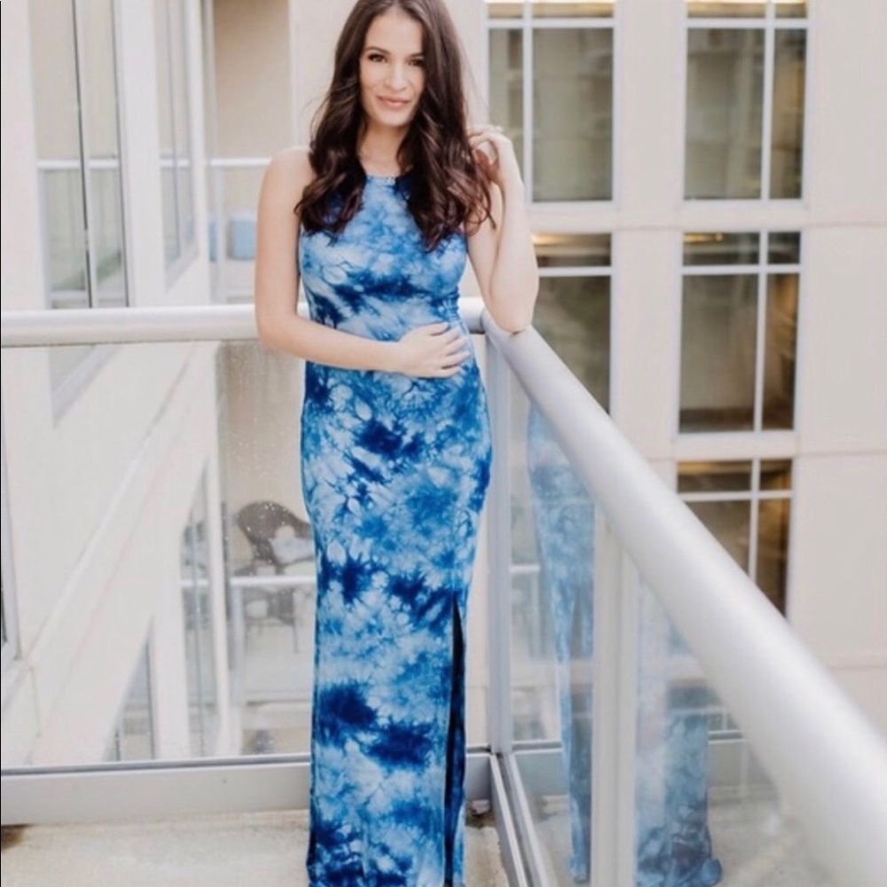 Kittenish Savannah Tie Dye Maxi Dress